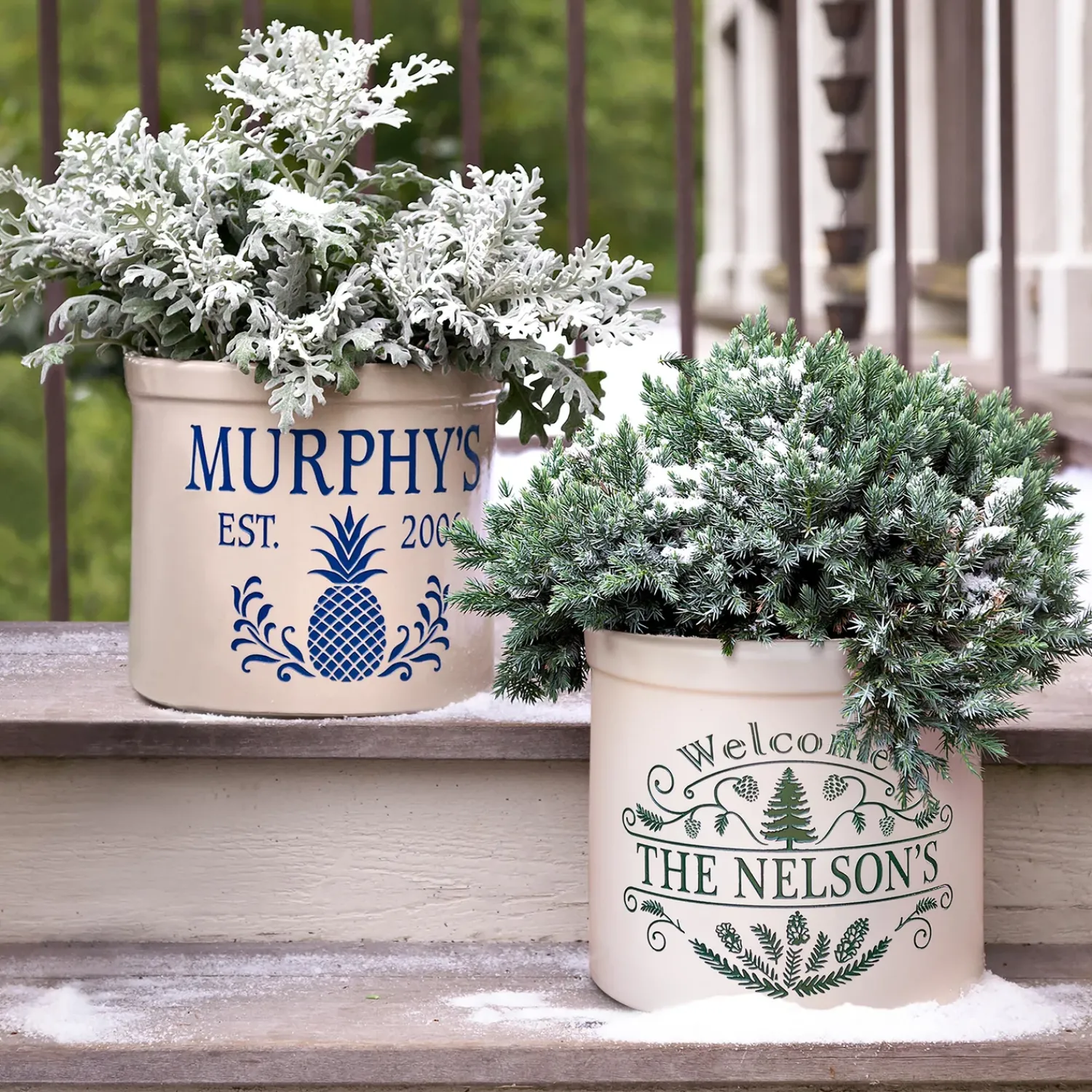 Plow & Hearth Planters & Plant Stands>Personalized Pine Welcome Stoneware Crock