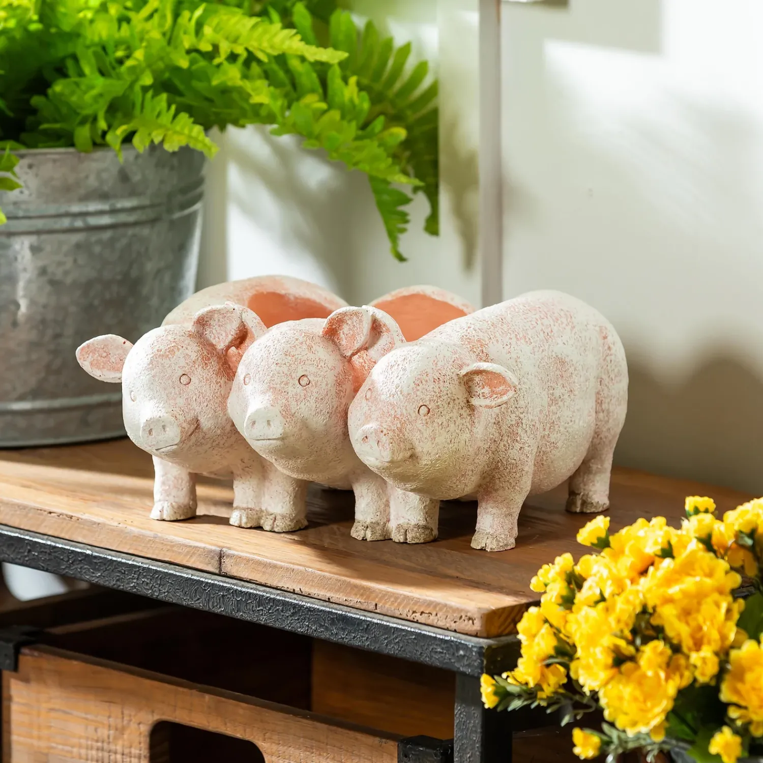 Plow & Hearth Planters & Plant Stands>PIG PLANTER