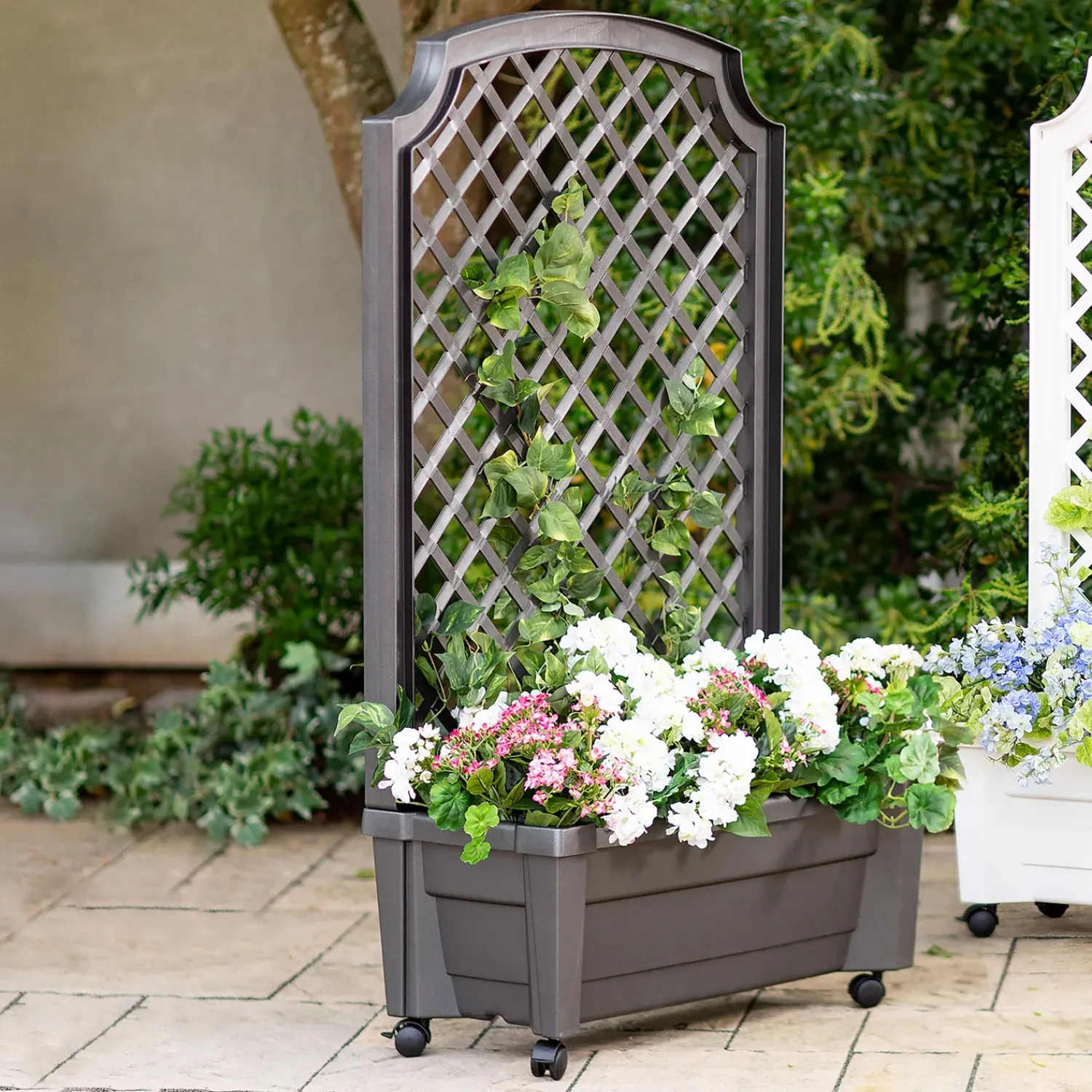 Plow & Hearth Planters & Plant Stands|Arbors & Trellises>Planter With Trellis And Self-Watering Reservoir