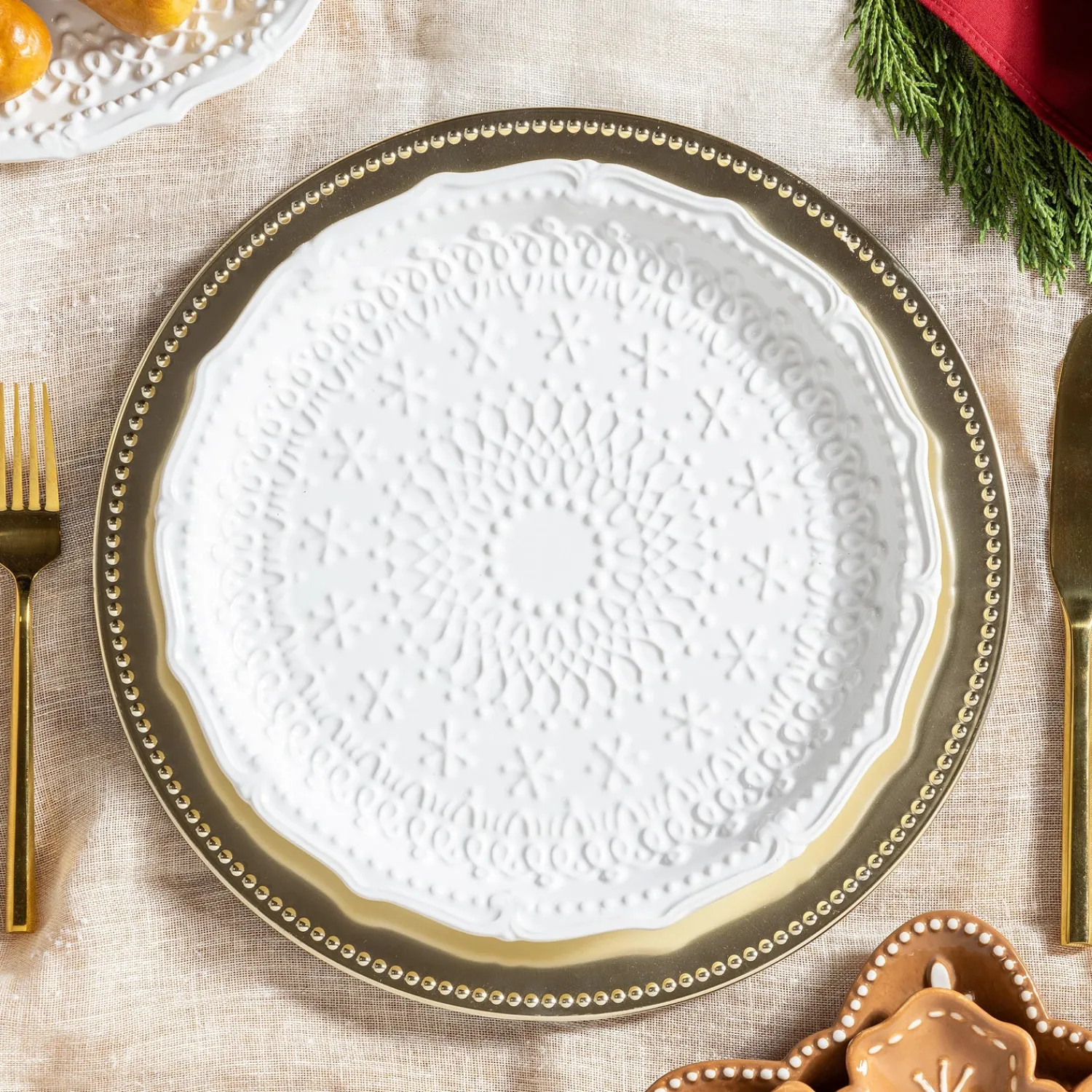 Plow & Hearth Plates & Platters>Plate Embossed Ceramic Dinner Plate, 10.25"