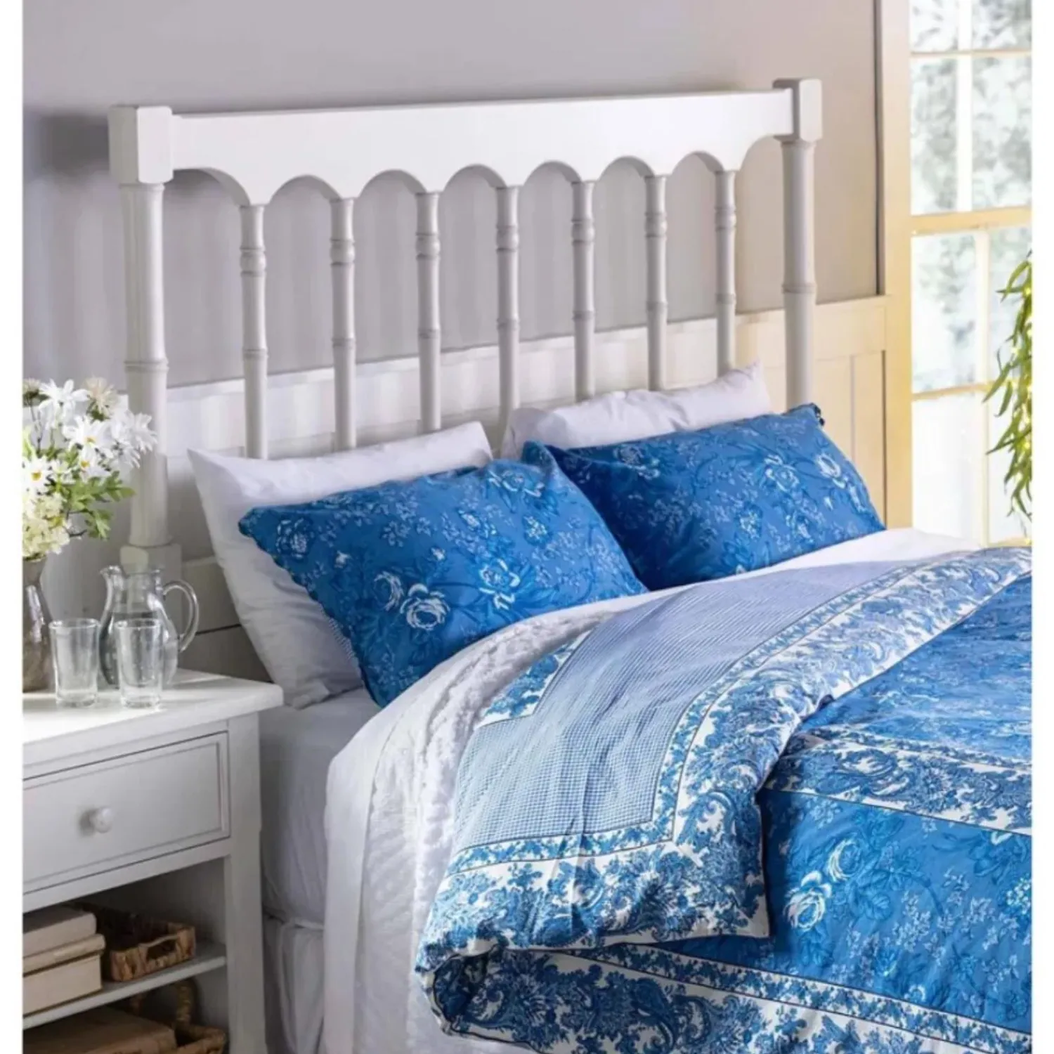 Plow & Hearth Quilts & Bedspreads>Porcelain Rose Blue Floral Reversible Bedding, King Duvet