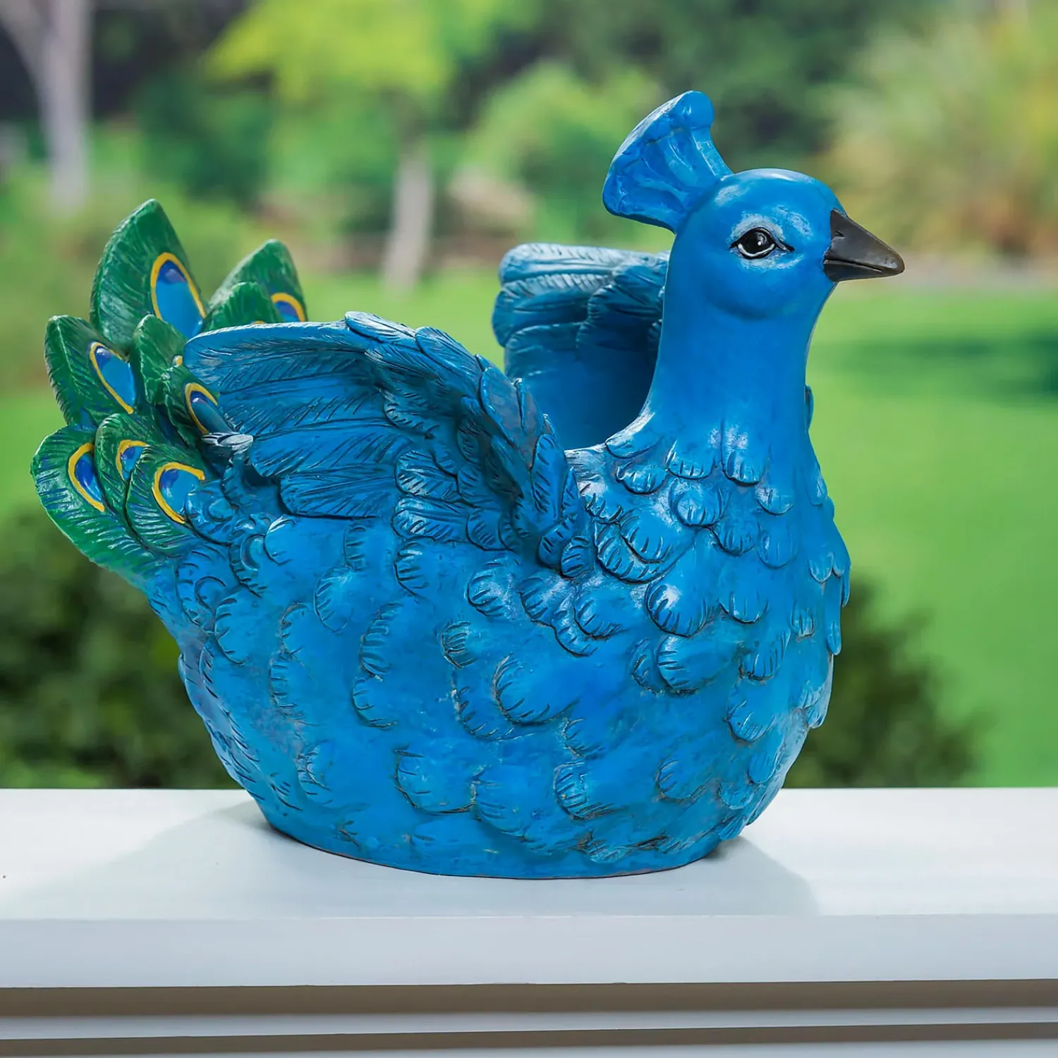 Plow & Hearth Planters & Plant Stands>Portly bird planter, peacock