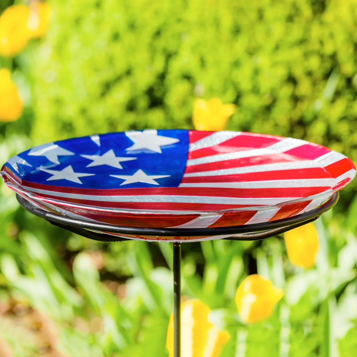Plow & Hearth Birdbaths>18" Glass Bird Bath, American Flag