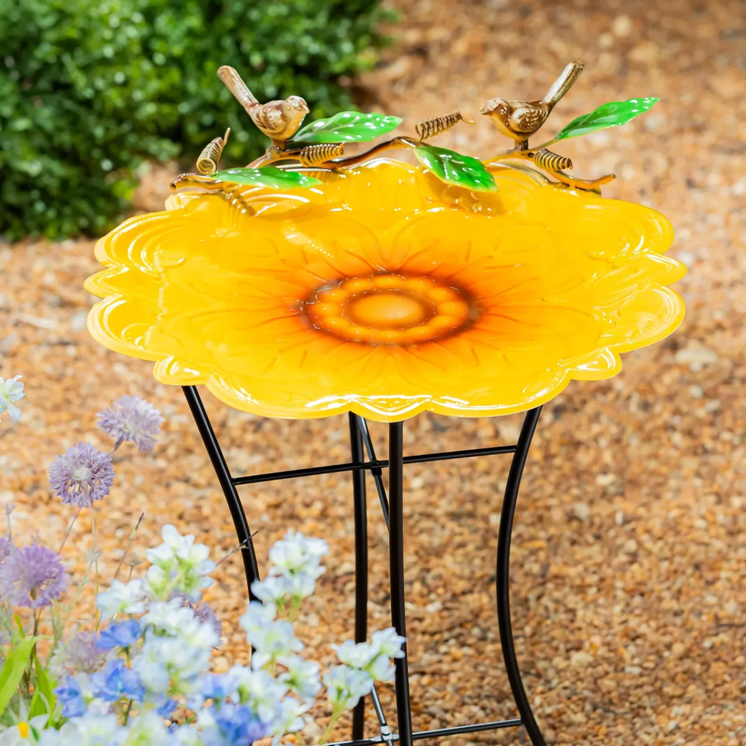Plow & Hearth Birdbaths>17" Metal Sculpted Edge Bird Bath, Sunflower