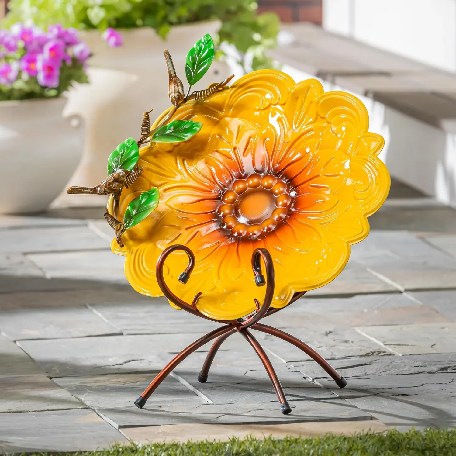Plow & Hearth Birdbaths>17" Metal Sculpted Edge Bird Bath, Sunflower
