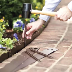 Plow & Hearth Garden Fencing & Edging>3"H Bendable Steel Garden Edging