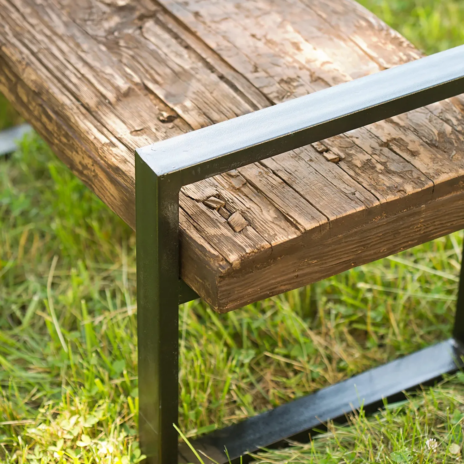 Plow & Hearth Outdoor Benches>Reclaimed Wood And Iron Outdoor Bench