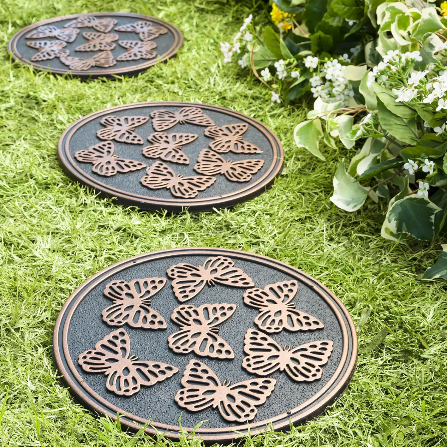 Plow & Hearth Pathways & Stepping Stones>Recycled Rubber Stepping Stones, Set of 3