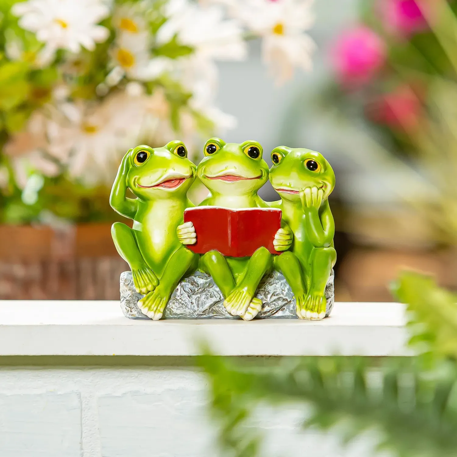 Plow & Hearth Garden Statues>Resin Reading Frog Family Statue, 4"H