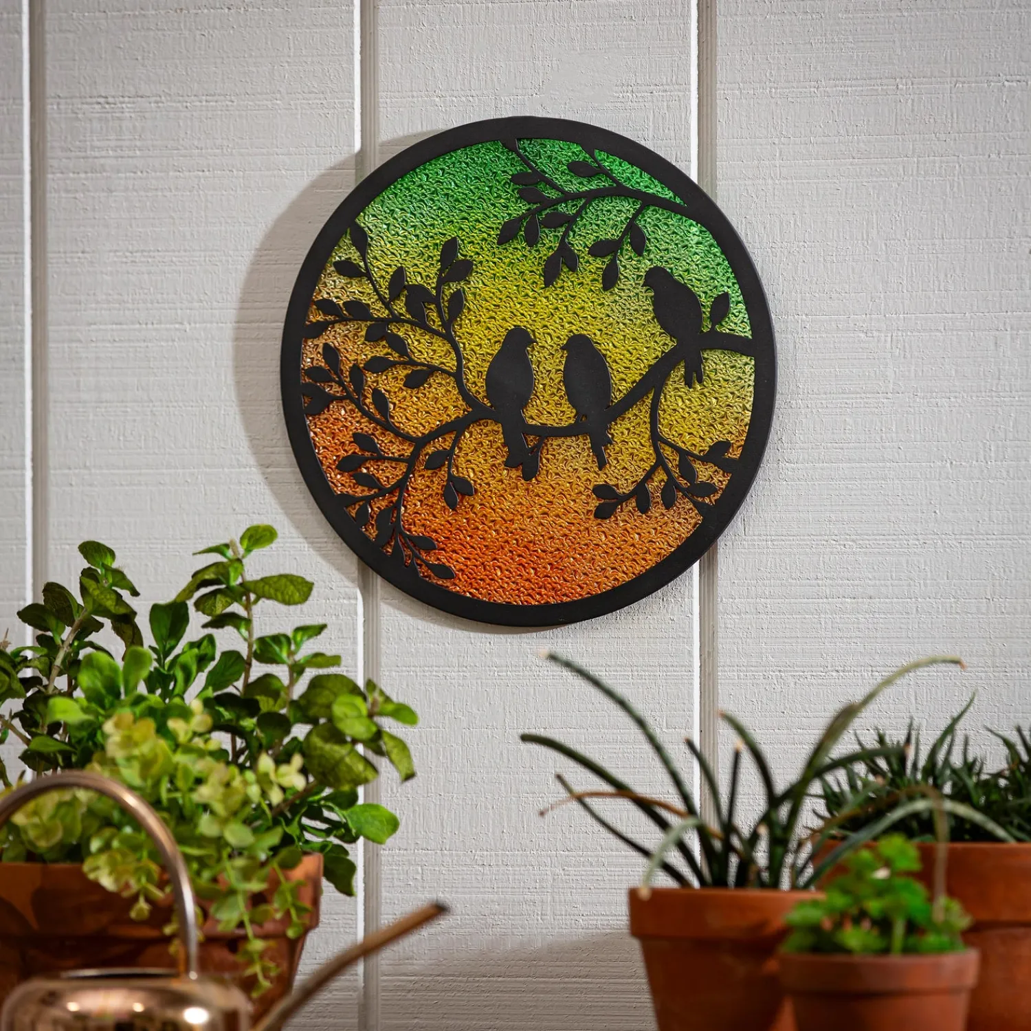 Plow & Hearth Wall Art>Round Perched Birds Wall Décor, 12" H x 12" L