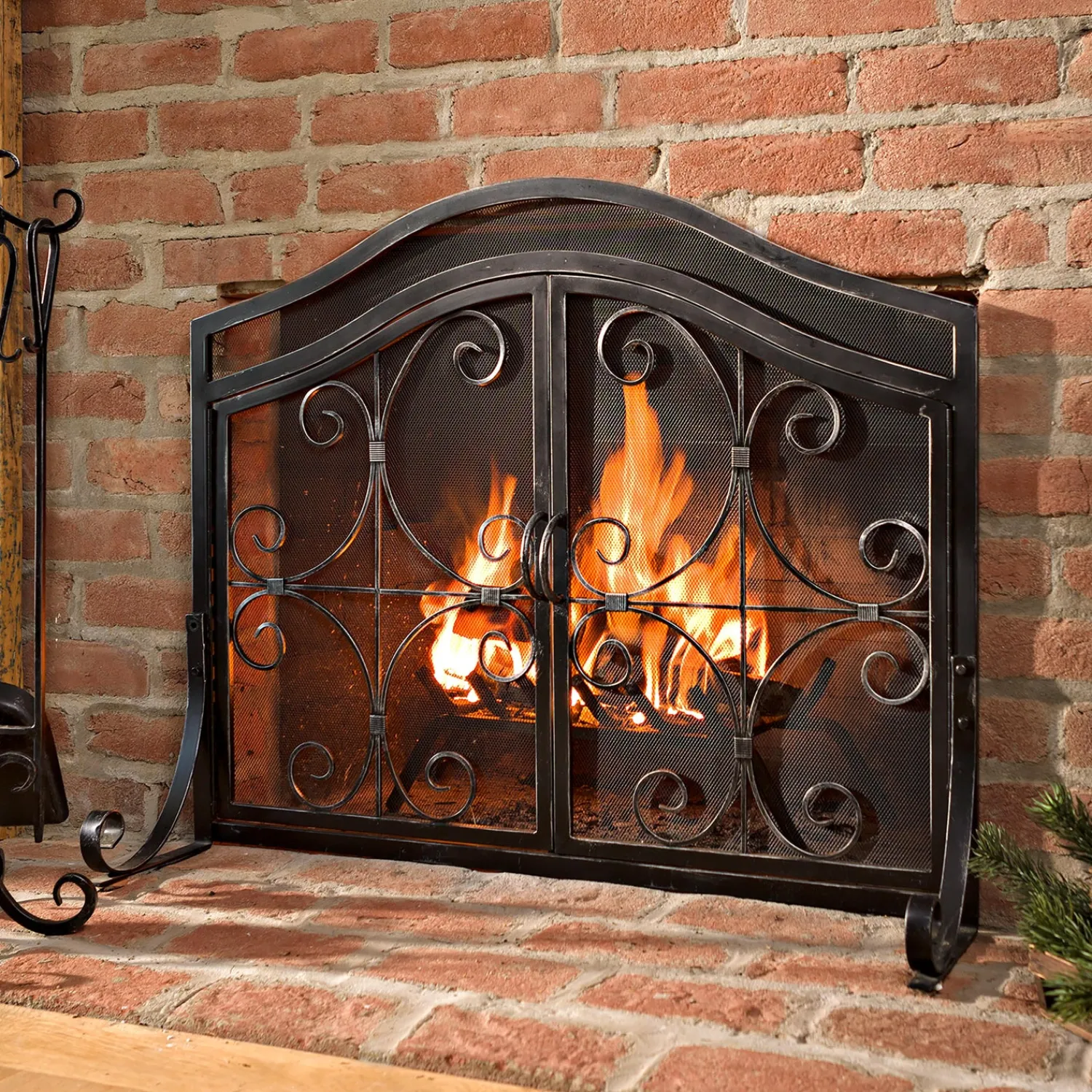 Plow & Hearth Fireplace Screens With Doors>Small Crest Fireplace Screen With Doors