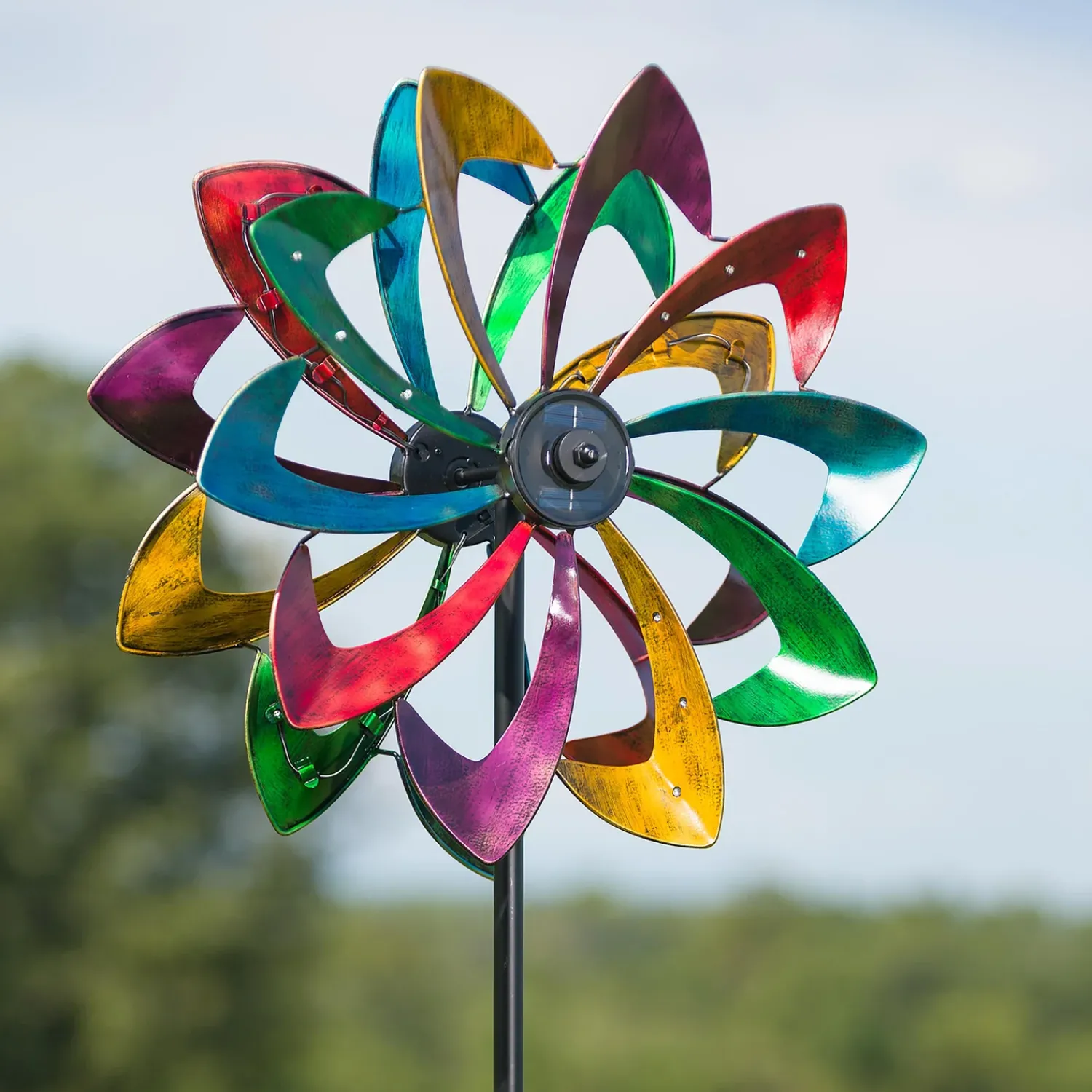 Plow & Hearth Wind Spinners>Solar Lighted LED Flower Metal Wind Spinner with Bi-Direction Rotors Antique