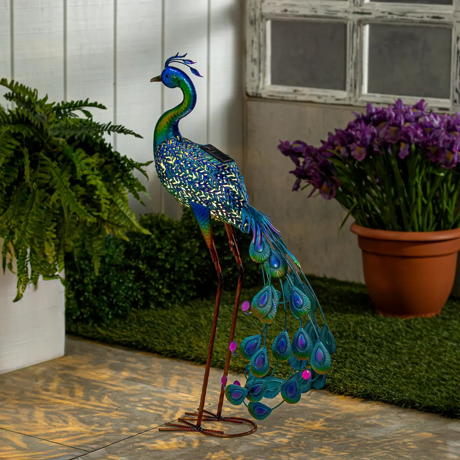 Plow & Hearth Garden Statues>Solar Metal Vibrant Peacock Statue, 33"H