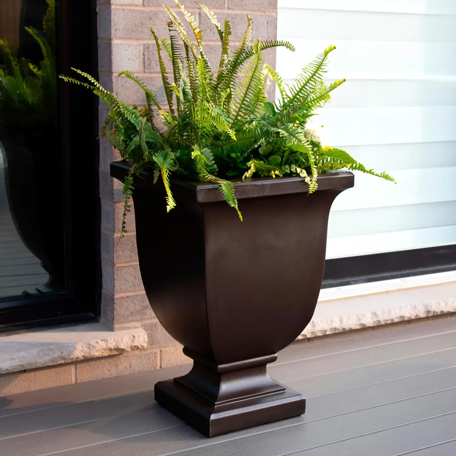 Plow & Hearth Planters & Plant Stands>St. Augustine Self-Watering Tall Planter