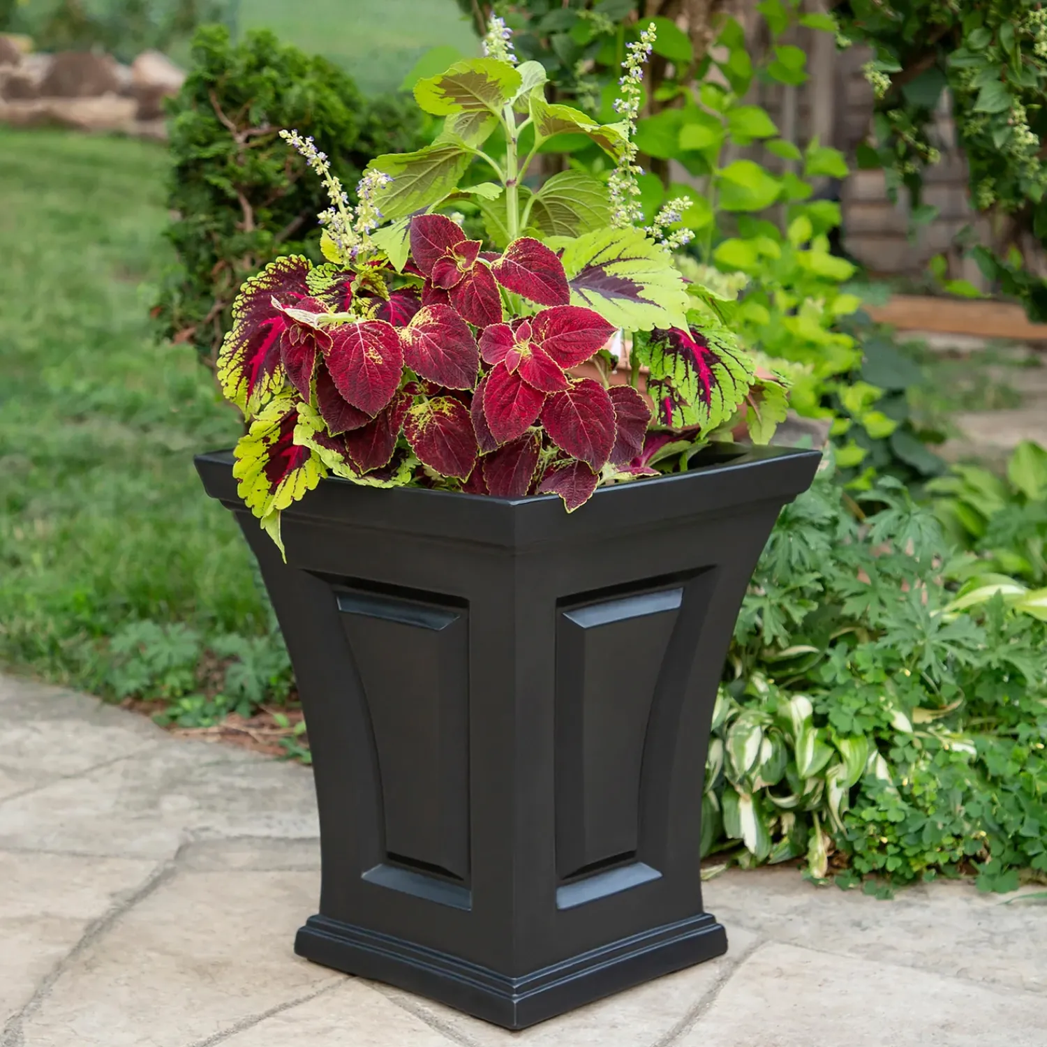 Plow & Hearth Planters & Plant Stands>Surfside Tall Self-Watering Planter, 18"H
