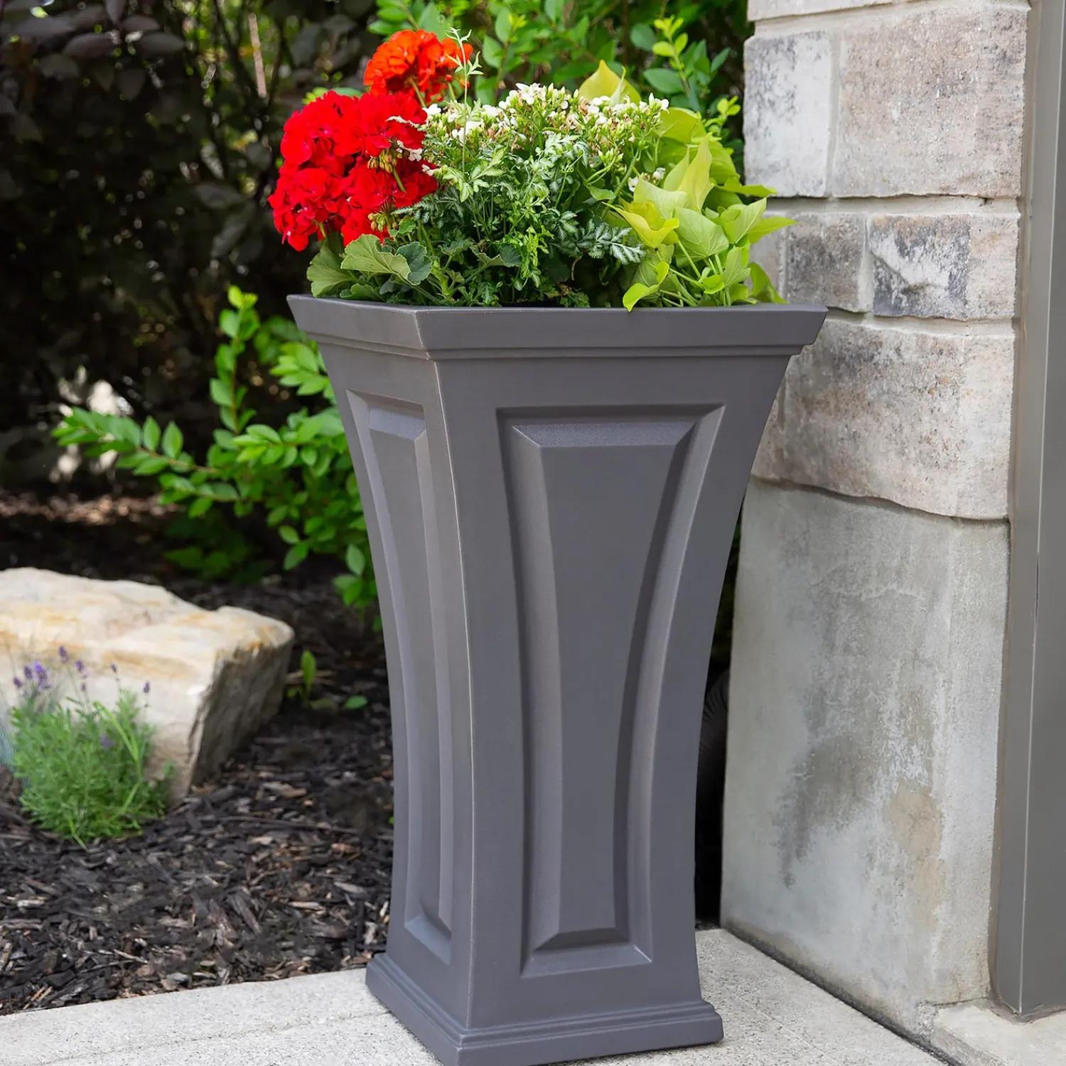 Plow & Hearth Planters & Plant Stands>Surfside Tall Self-Watering Planter, 28"H