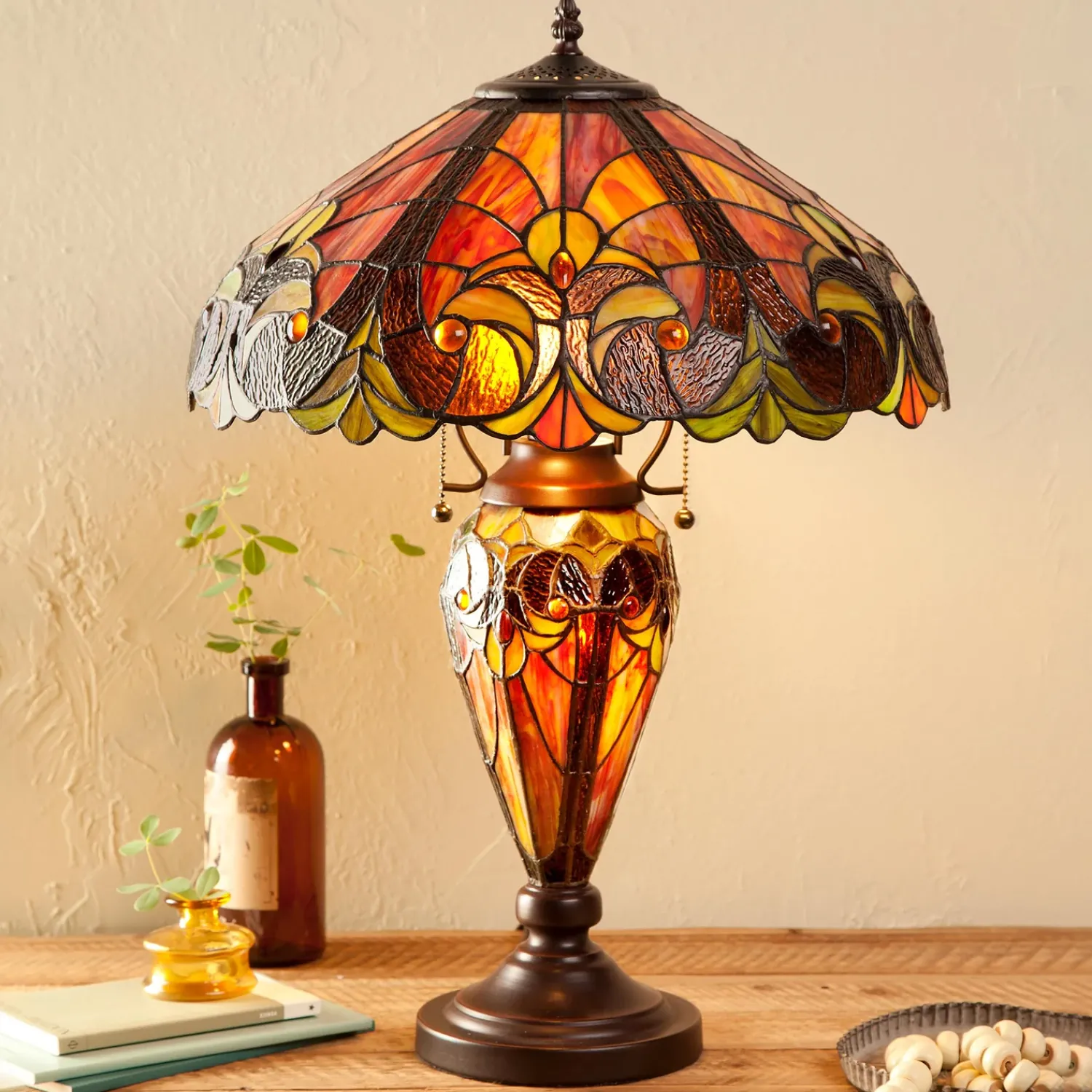 Plow & Hearth Lamps & Lighting>Tiffany Style Stained Glass Table Lamp