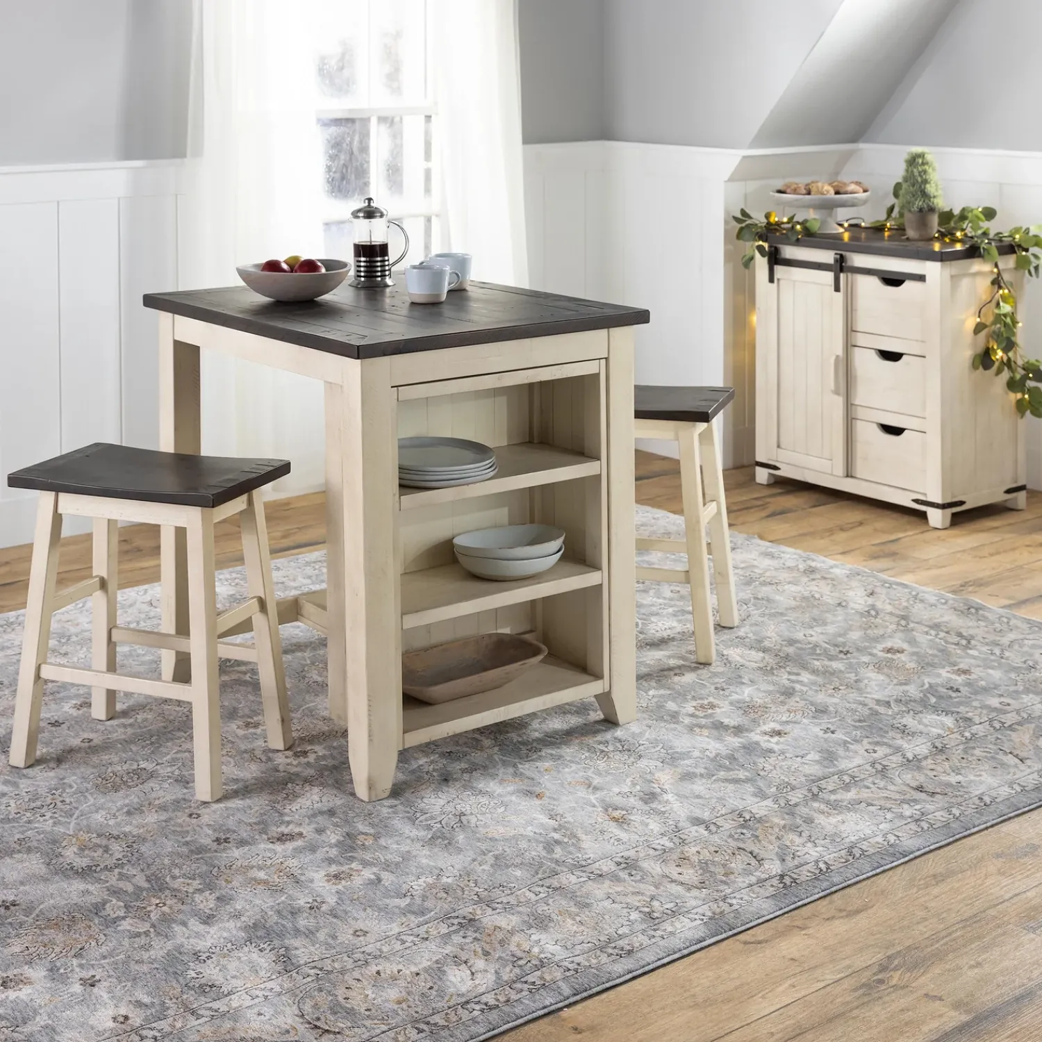 Plow & Hearth Area Rugs>Wakefield Border Polyester Rug, 7'10" x 10'10"