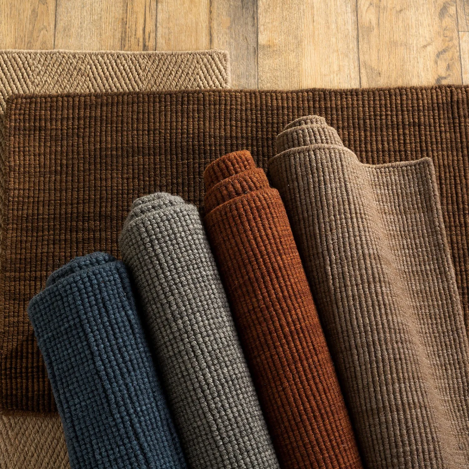 Plow & Hearth Area Rugs>Wool Blend Dalton Rug, 2' x 3'6" Ash